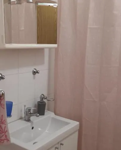 Small Grebaville * Grebaštica