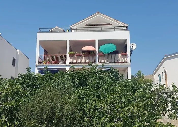 公寓 Small Grebaville