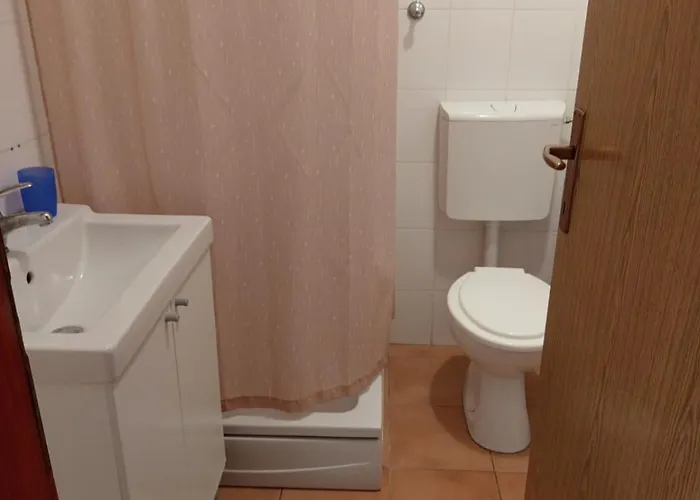 公寓 Small Grebaville *